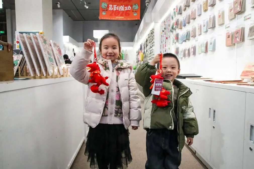 丙午马年春节：中华文化在创新传承中走向世界