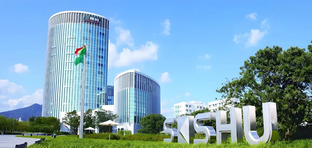 防水江湖洗牌时:东方雨虹李卫国的“清醒剂”与行业的转型突围战【瞰深一度】 防水江湖洗牌时:东方雨虹李卫国的“清醒剂”与行业的转型突围战【瞰深一度】