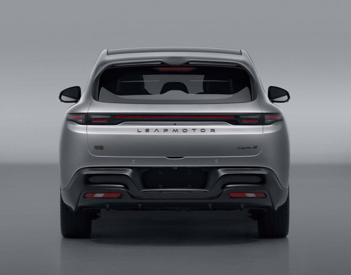 零跑Lafa5 Ultra申报图亮相 预计二季度上市