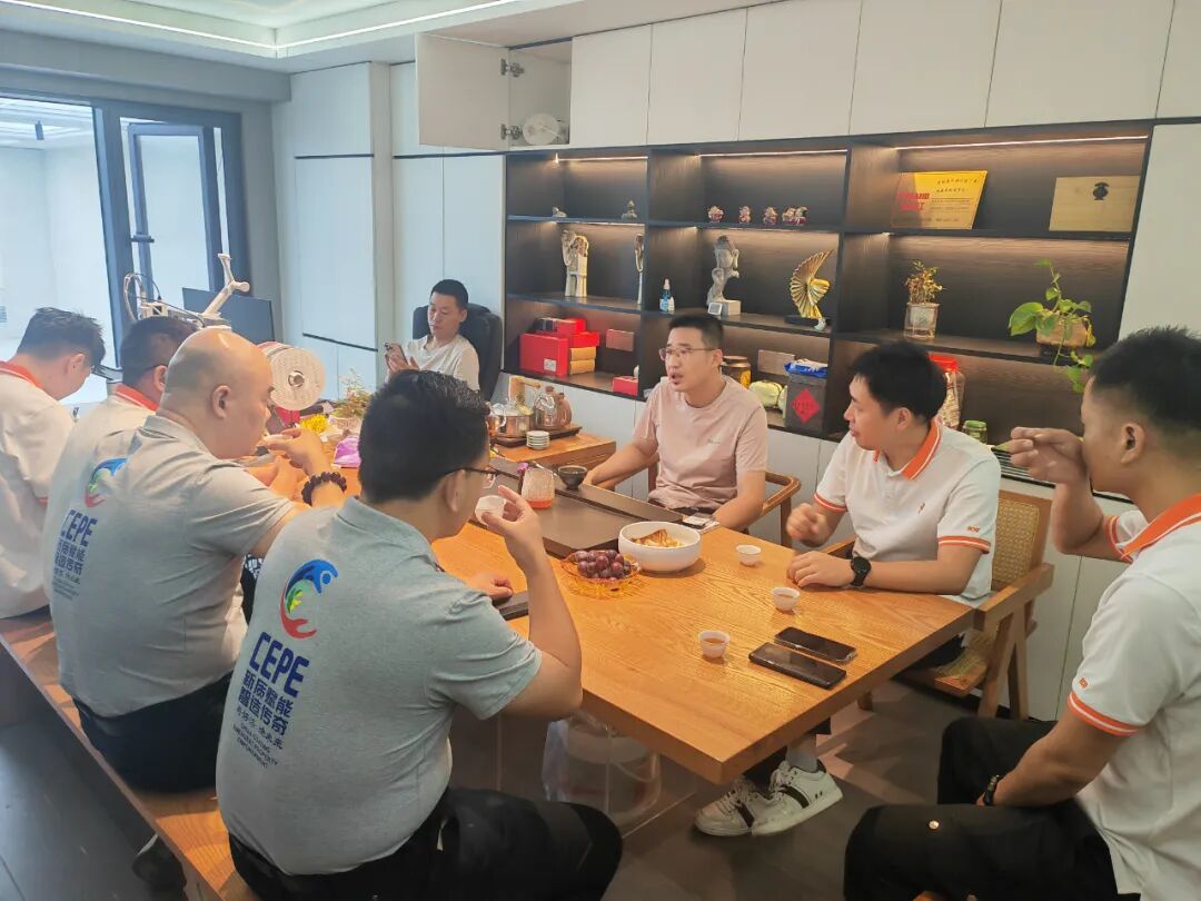 匠心日映红，一漆映芳华 