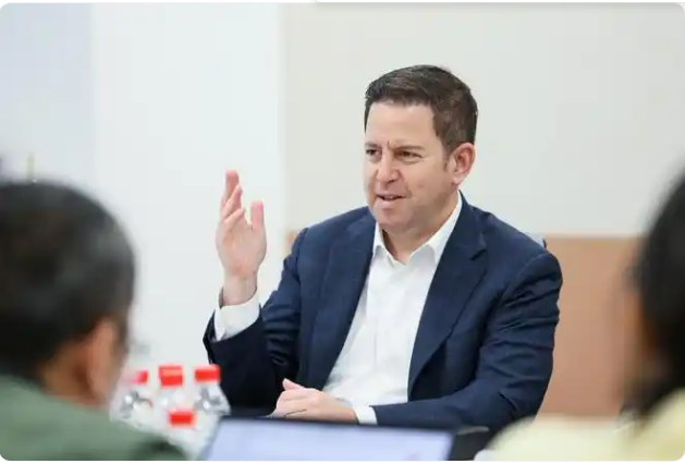 扎根中国，智启端侧 AI 新征程 | 专访 TI 嵌入式处理业务领军人 Amichai Ron