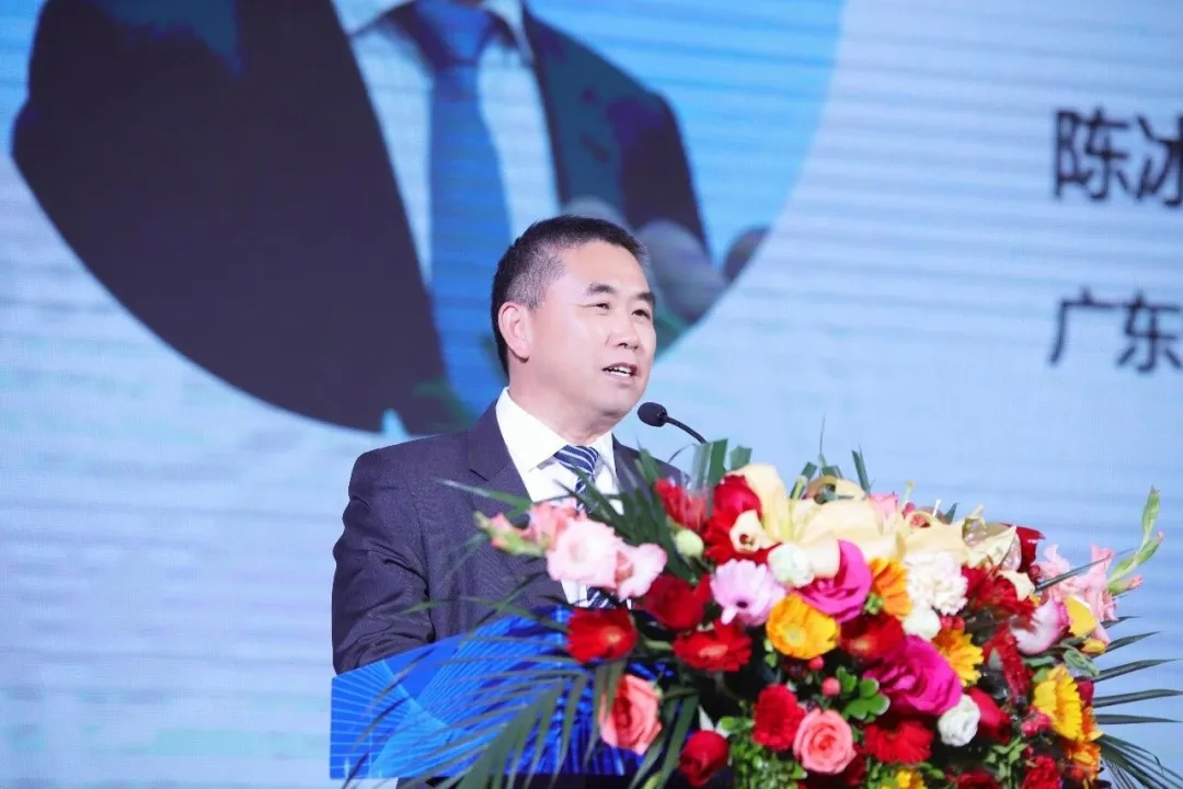 从 “卖材料” 到 “卖效果”！2026墙面高定涂料峰会定调：高定无界，交付为王