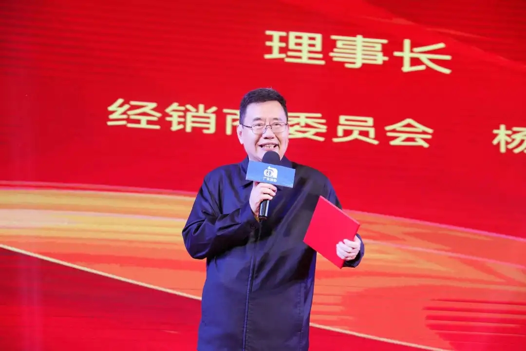 从 “卖材料” 到 “卖效果”！2026墙面高定涂料峰会定调：高定无界，交付为王